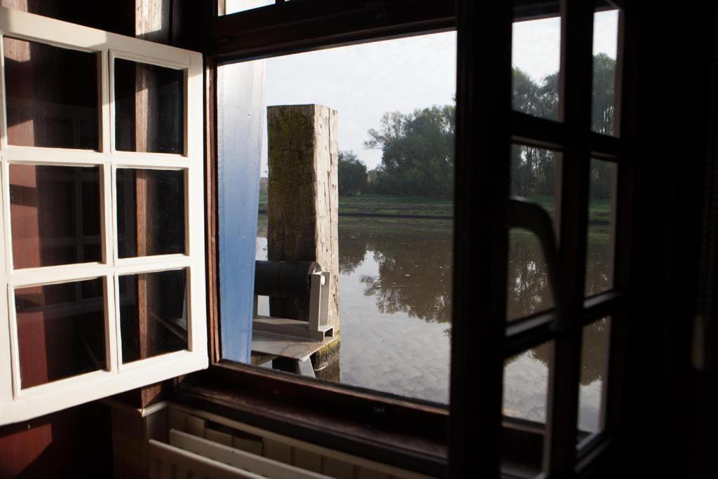 Boat Hotel De Barge Bruges Exterior foto
