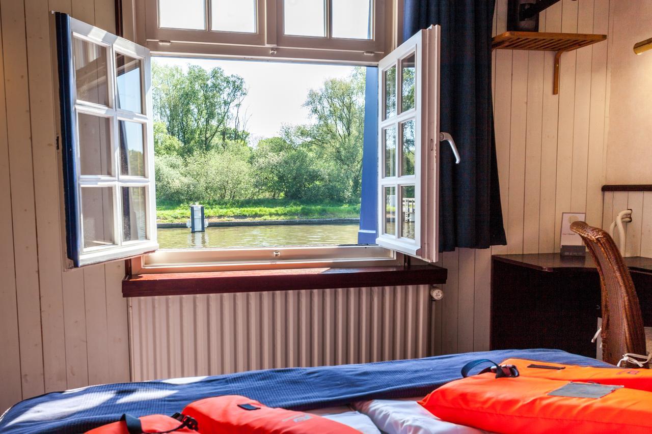 Boat Hotel De Barge Bruges Exterior foto