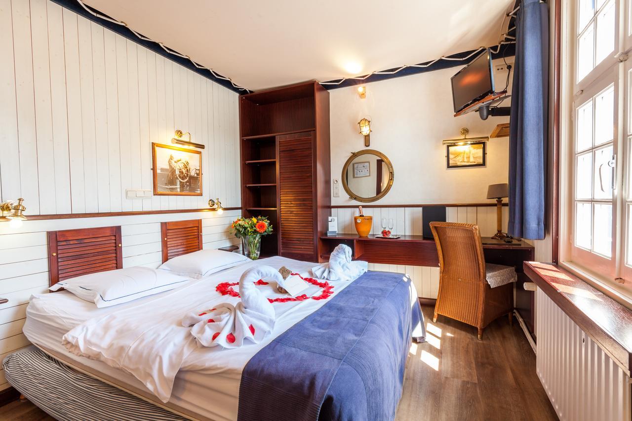 Boat Hotel De Barge Bruges Exterior foto
